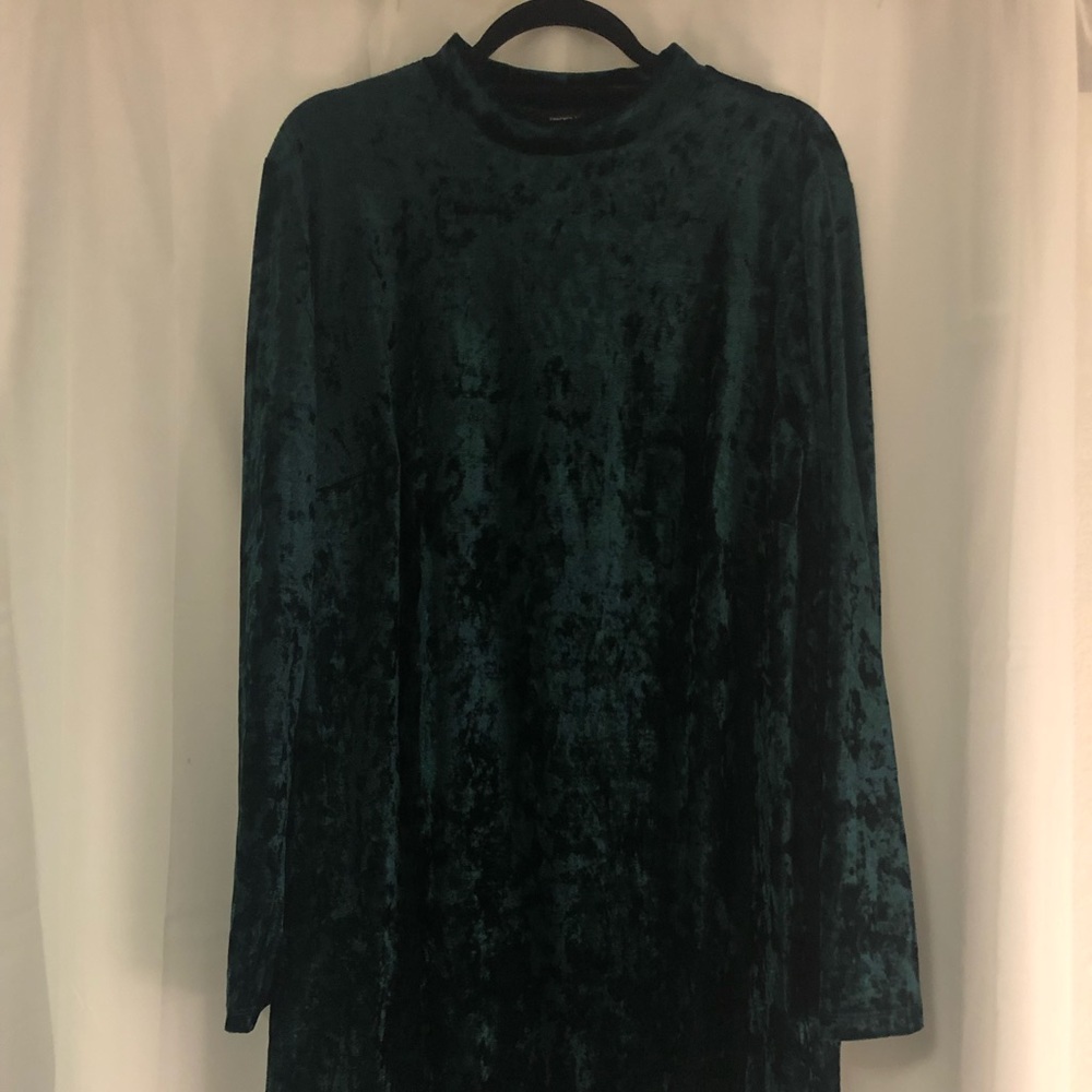Emerald Green Velvet Dress